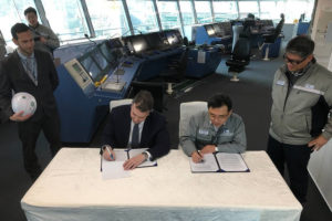 DSME and UK Ministry of Defence sing acceptance of contract for RFA Tidespring