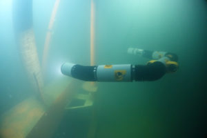 Eelumes underwater robot in the test basin