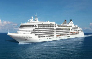 The »Silver Muse«, a newbuild luxury cruise vessels owned by Silversea, was completely painted with Hempel coatings
