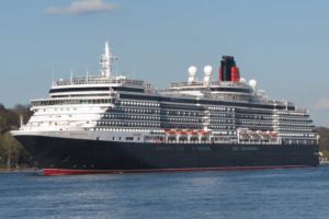 Die »Queen Victoria« der britsichen Cunard Line ist das erste Kreuzfahrtschiff im Jahr 2018 im Hamburger Hafen