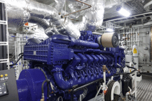 Die beiden MTU-Motoren erbringen eine Leistung von zusammen 4.480 kW